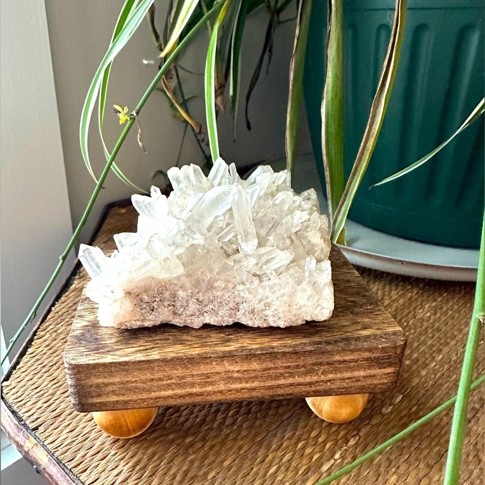 Clear Quartz Crystal Cluster BEST HEALING CRYSTAL 0.62 pounds